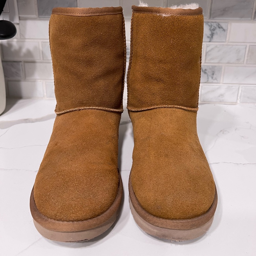 Ugg Koolaburra boots